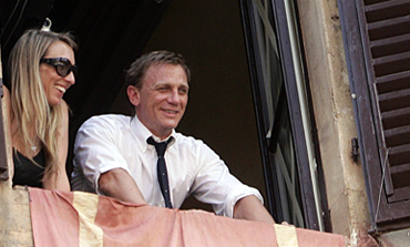 Daniel Craig visits Tuscany for the shooting of Bond 22