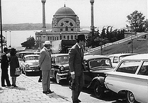 Pedro Armendariz and Sean Connery in a scene deleted from the final cut of From Russia With Love.