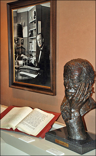 Ian Fleming bust by Angela O'Connor