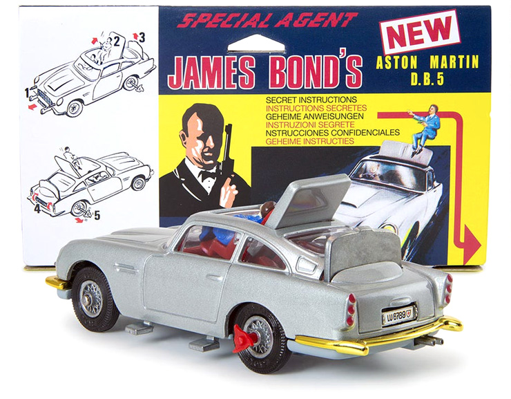 CORGI Model Club � 270 James Bond's Aston Martin DB5