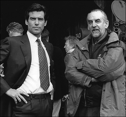 Pierce Brosnan with GoldenEye Director of photography Phil Mheux