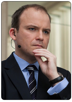 Bill Tanner played by Rory Kinnear