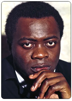 Dr. Kananga/Mr. Big played by Yaphet Kotto