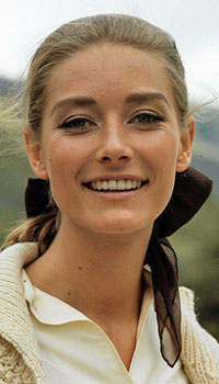 Tilly Masterson (Tania Mallet)