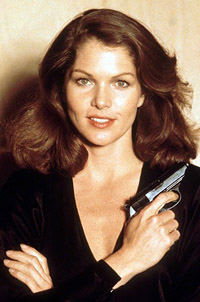 Holly Goodhead (Lois Chiles)