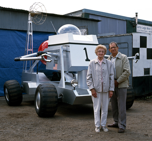 Ruby & Frank Rye with the Diamonds Are Forever Moon Buggy