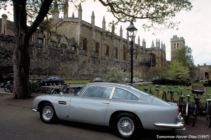 Aston Martin DB5 in Tomorrow Never Dies (1997)