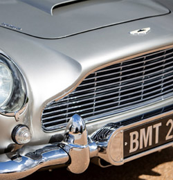 1965 Aston Martin DB5 up for auction in California