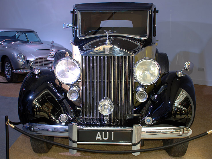 Goldfinger's 1937 Phantom III Rolls-Royce.