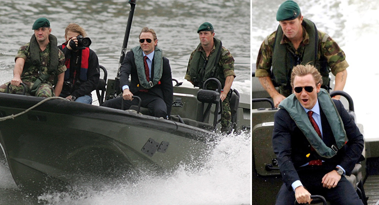 Daniel Craig arrives at the press conference held aboard HMS President in true James Bond style!