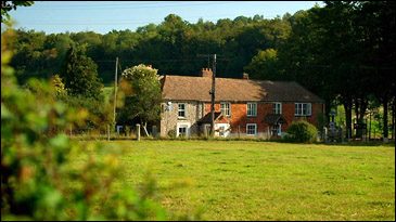 Paul O'Grady's Great British Escape - The Duck Inn, Pett Bottom