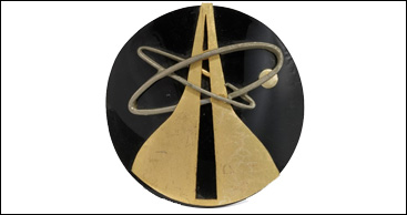 Belt buckle worn by Draxs space crew
