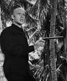 Philip Locke as Vargas