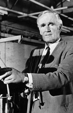 Desmond Llewelyn as Q
